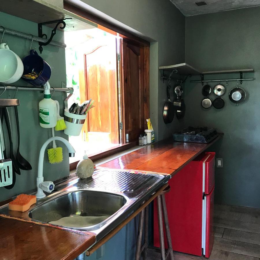 La Casa Naranja Hotel Brig Bay Екстериор снимка
